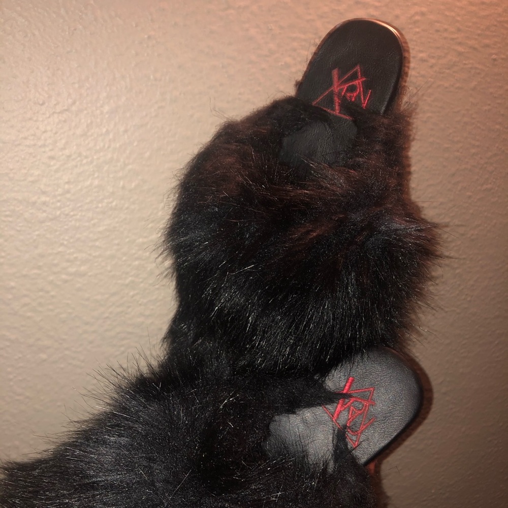 YRU PLATFORM HEELS - Picture 4 of 6